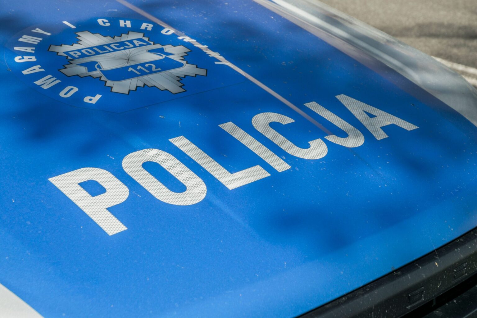Funkcjonariusz publiczny – definicja, przykłady, prawa, obowiązki i odpowiedzialność karna funkcjonariusz publiczny